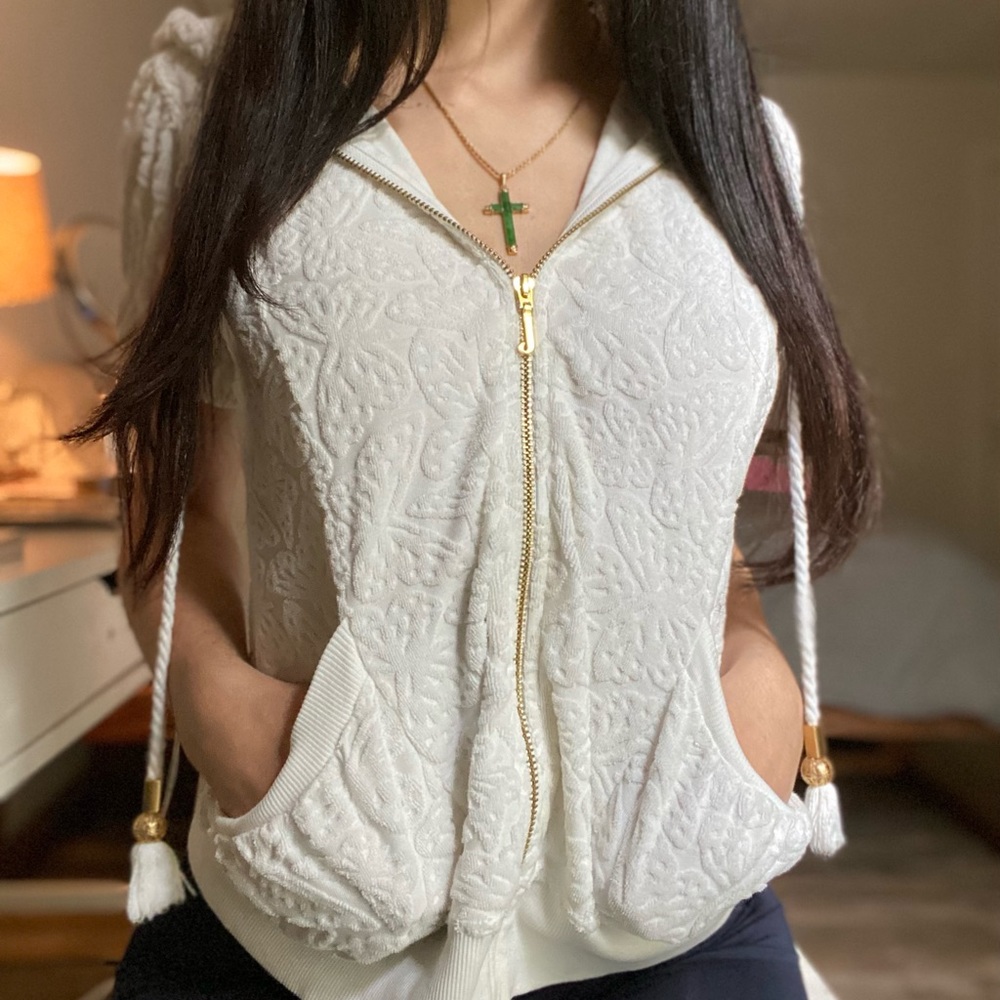Rare Juicy Couture white sleeveless terry vest